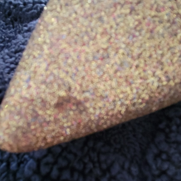 Elegant Multi Color Glitter Pumps - Picture 12 of 13